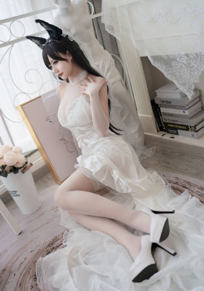丰满艳妇岳的引诱hd电影